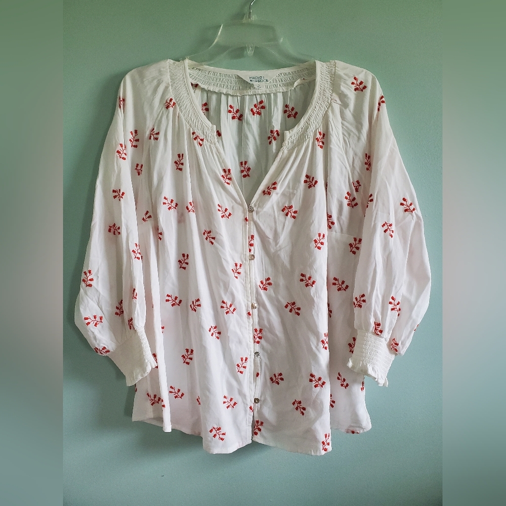 MARKET & SPRUCE White Button-Front Blouse with Red Floral Print